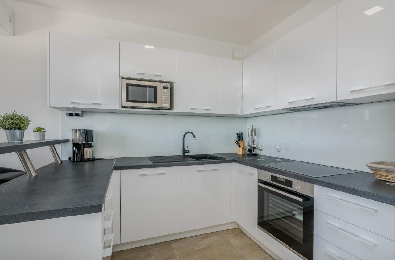 Appartment Divine Krk Town Exterior photo