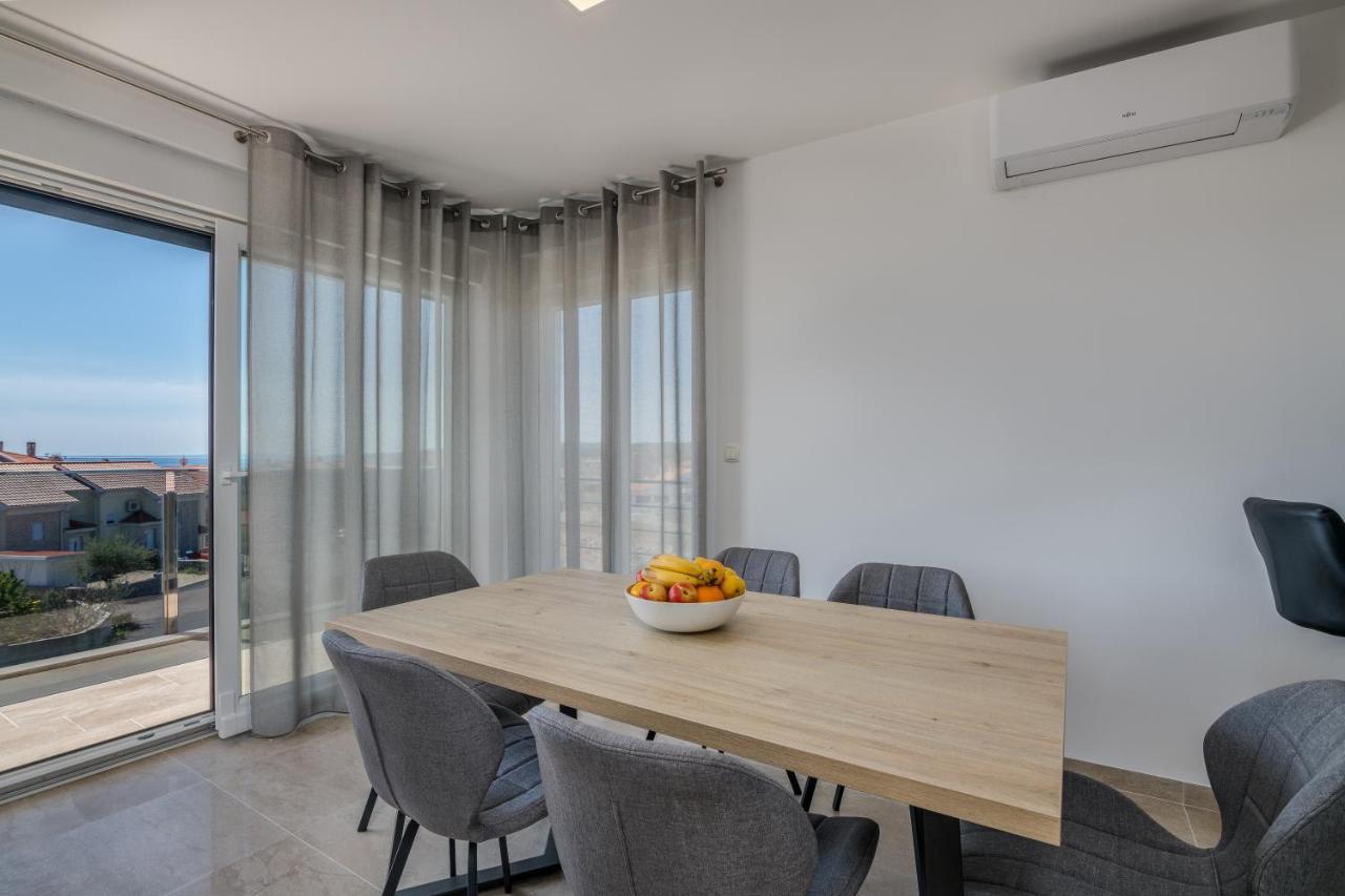 Appartment Divine Krk Town Exterior photo